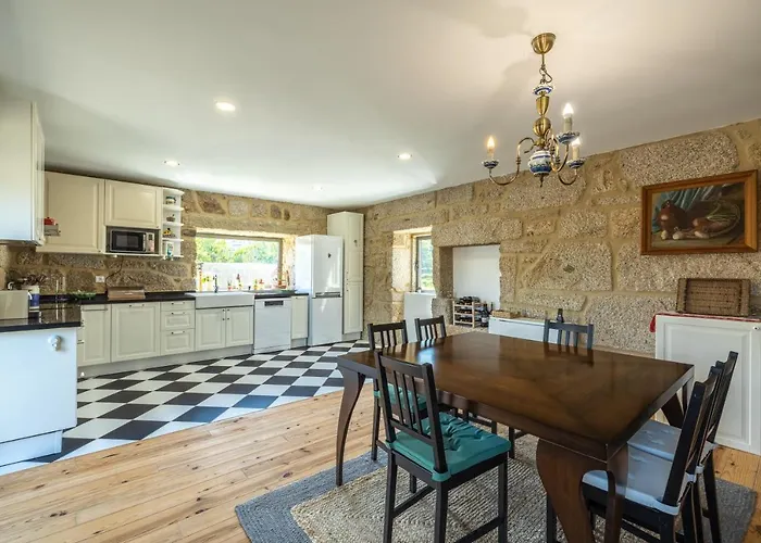 Casa Da Veiga * Riba de Mouro